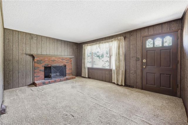 464 Cedar Drive, Winston-salem, NC 27107