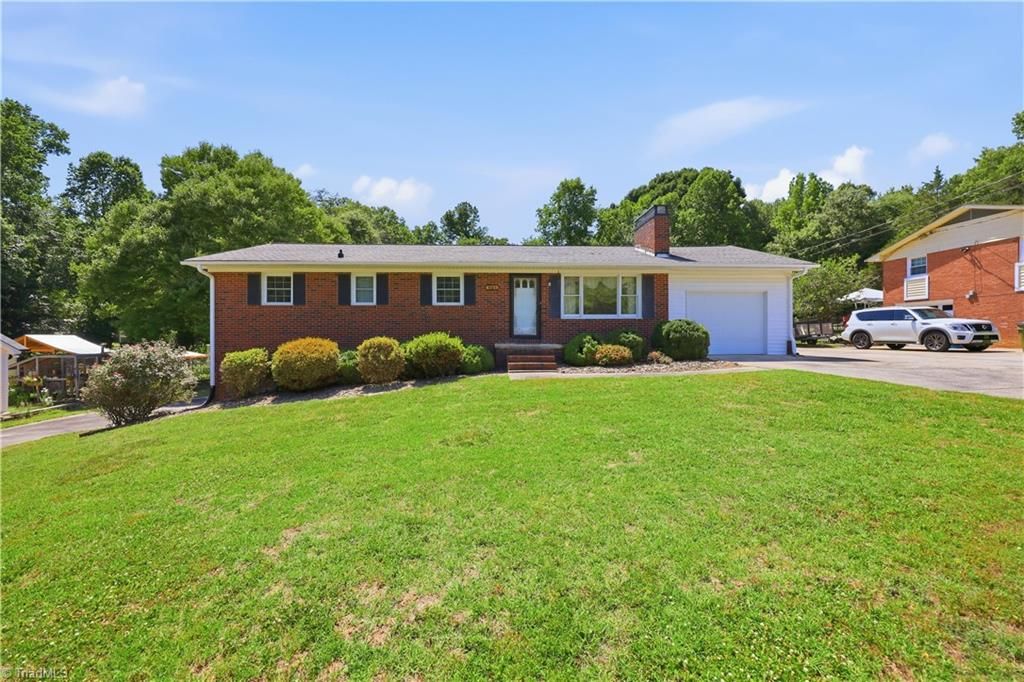 464 Cedar Drive, Winston-salem, NC 27107