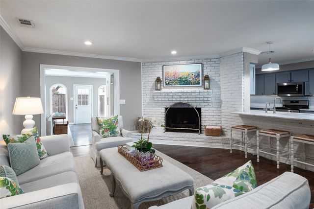 3352 Princess Lane, Dallas, TX 75229