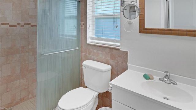 3339 SE 16th PL, Cape Coral, FL 33904