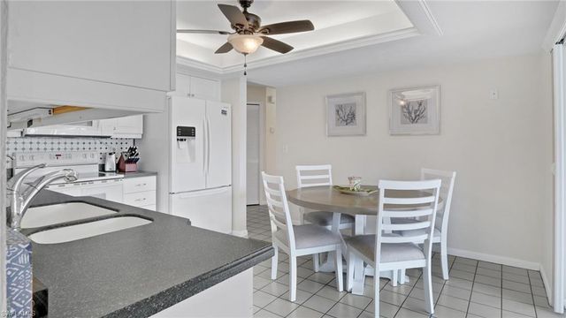 3339 SE 16th PL, Cape Coral, FL 33904