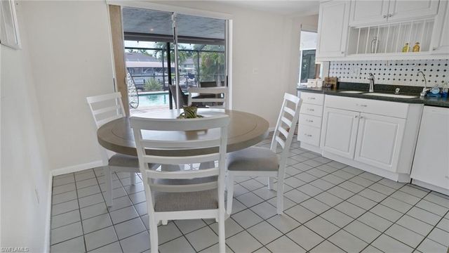 3339 SE 16th PL, Cape Coral, FL 33904