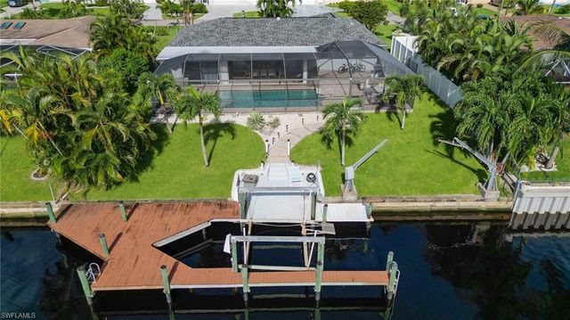 3339 SE 16th PL, Cape Coral, FL 33904