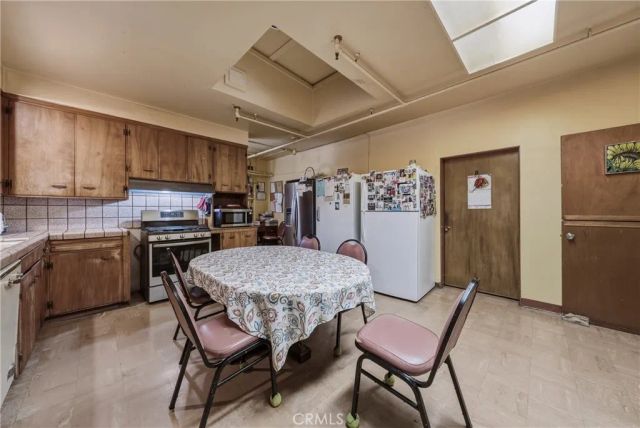 955 Pool, Lakeport, CA 95453