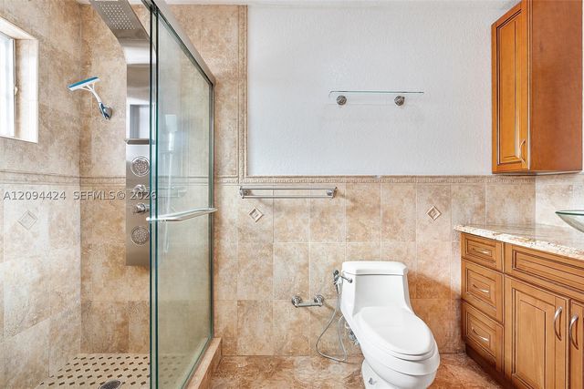 10124 NW 127th Ter, Hialeah Gardens, FL 33018