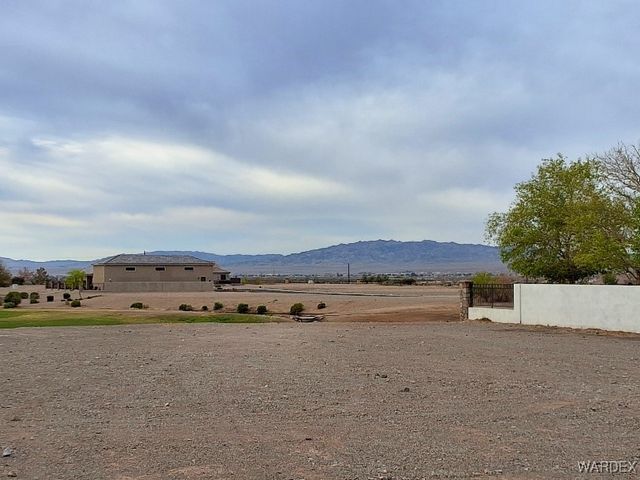 2138 E Calle Salamanca, Fort Mohave, AZ 86426