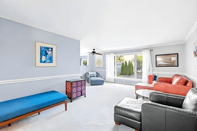 548 Hamilton Avenue, Westmont, IL 60559