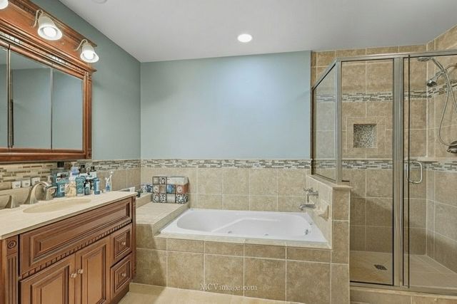 548 Hamilton Avenue, Westmont, IL 60559