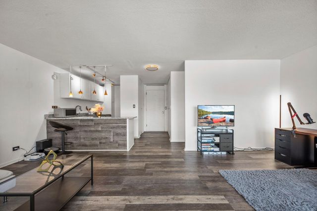 15 S 1st Street A505, Minneapolis, MN 55401