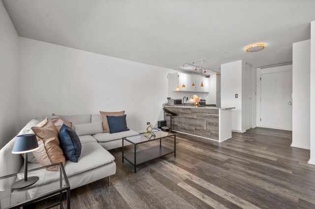 15 S 1st Street A505, Minneapolis, MN 55401