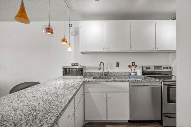15 S 1st Street A505, Minneapolis, MN 55401
