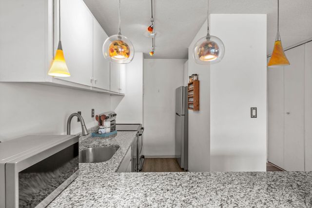15 S 1st Street A505, Minneapolis, MN 55401