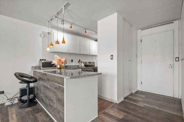 15 S 1st Street A505, Minneapolis, MN 55401