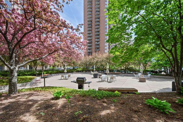 15 S 1st Street A505, Minneapolis, MN 55401