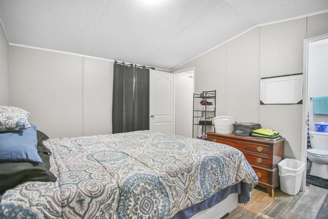 2343 Sunrise Lane, Levelland, TX 79336