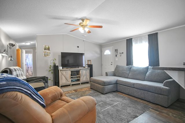 2343 Sunrise Lane, Levelland, TX 79336