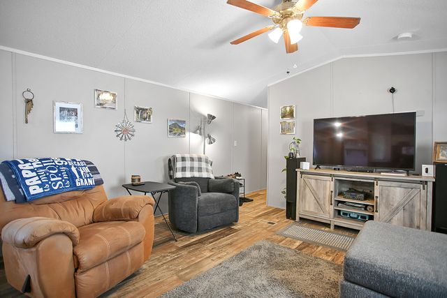 2343 Sunrise Lane, Levelland, TX 79336