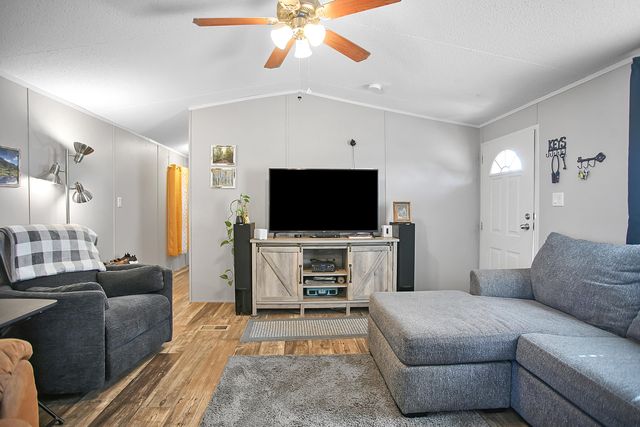 2343 Sunrise Lane, Levelland, TX 79336