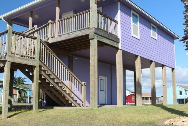 1481 County Road 201, Sargent, TX 77414