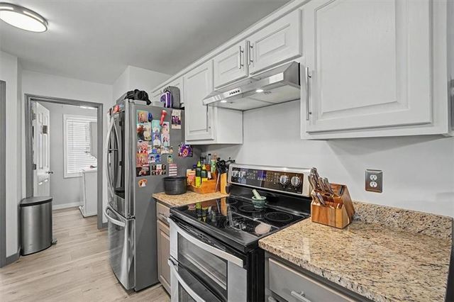 409 Windsor Way, Canton, GA 30115