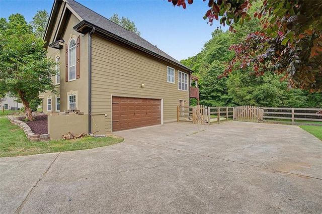 409 Windsor Way, Canton, GA 30115