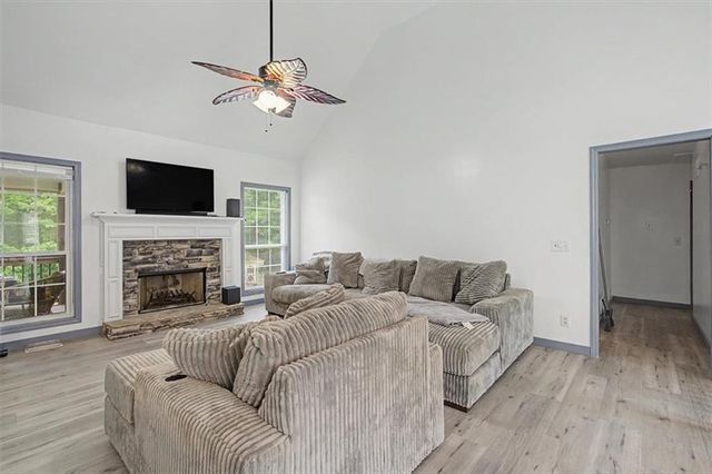 409 Windsor Way, Canton, GA 30115
