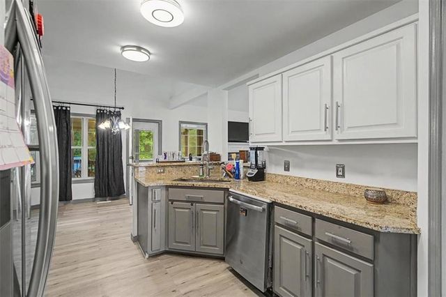 409 Windsor Way, Canton, GA 30115