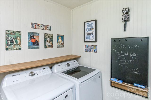 20 Cottage Street, Woodfin, NC 28804
