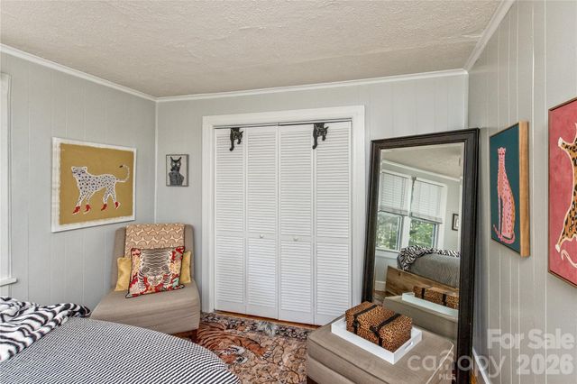 20 Cottage Street, Woodfin, NC 28804