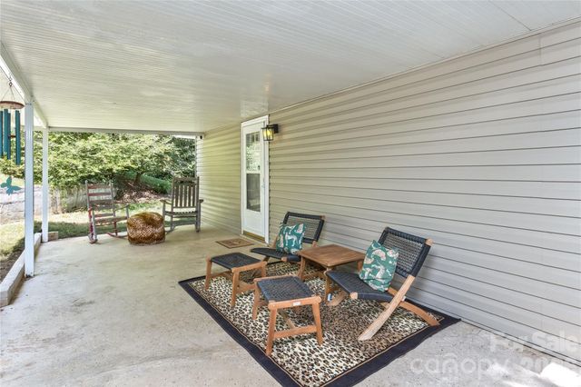 20 Cottage Street, Woodfin, NC 28804