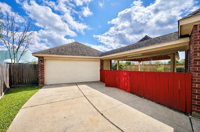 14302 Ardwell Drive, Sugar Land, TX 77498