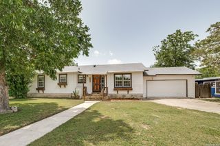 2540 W SUMMIT AVE, San Antonio, TX 78228
