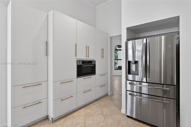 812 Regal Cove Rd, Weston, FL 33327