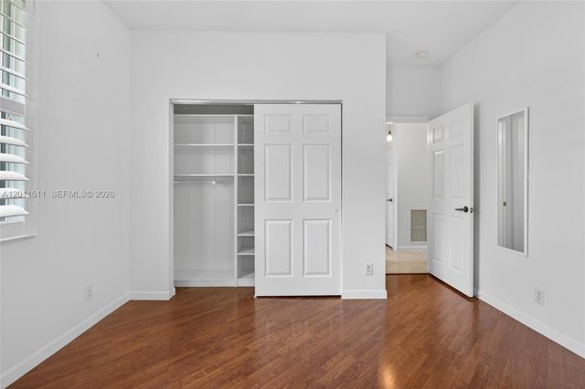 812 Regal Cove Rd, Weston, FL 33327