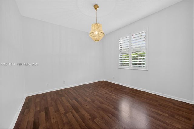 812 Regal Cove Rd, Weston, FL 33327