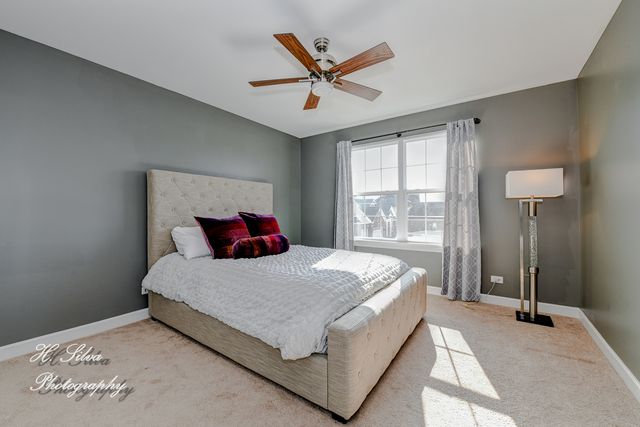 1403 Karen Drive, West Dundee, IL 60118