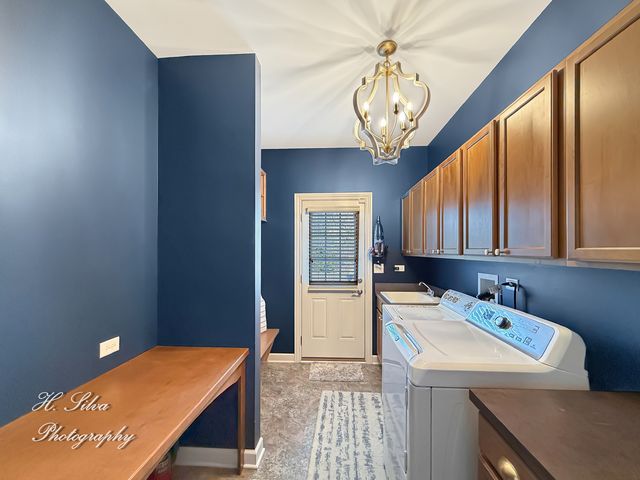 1403 Karen Drive, West Dundee, IL 60118