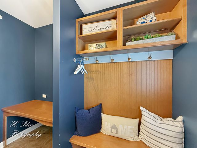 1403 Karen Drive, West Dundee, IL 60118