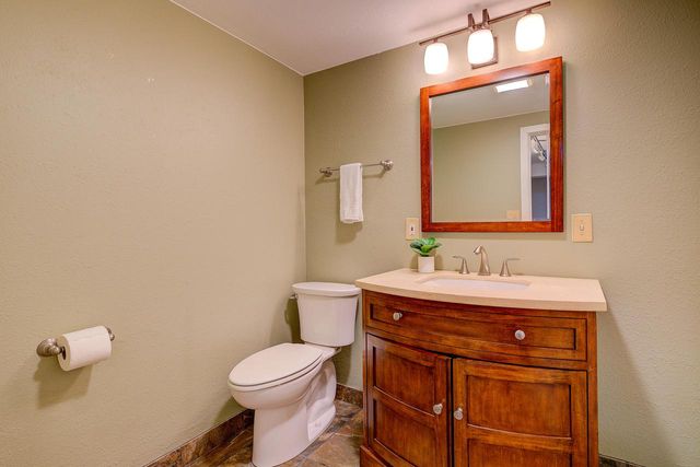 17425 Mierow LANE, Brookfield, WI 53045
