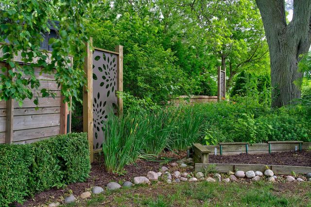 17425 Mierow LANE, Brookfield, WI 53045
