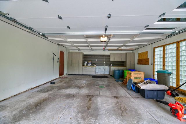 17425 Mierow LANE, Brookfield, WI 53045