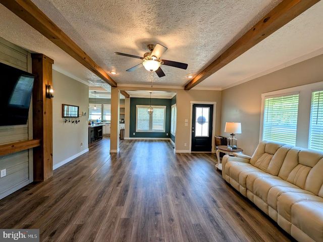 15267 KINGS HWY, King George, VA 22485
