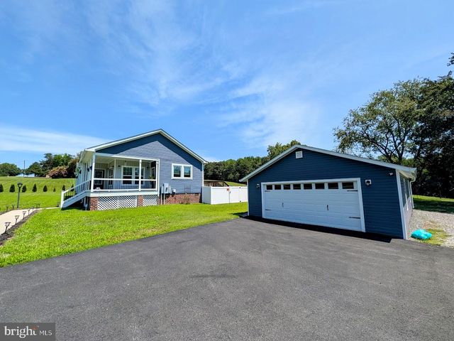 15267 KINGS HWY, King George, VA 22485