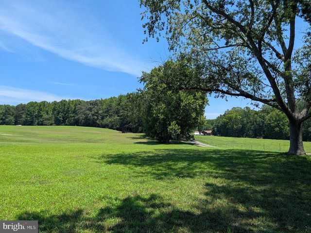 15267 KINGS HWY, King George, VA 22485