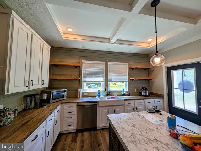 15267 KINGS HWY, King George, VA 22485