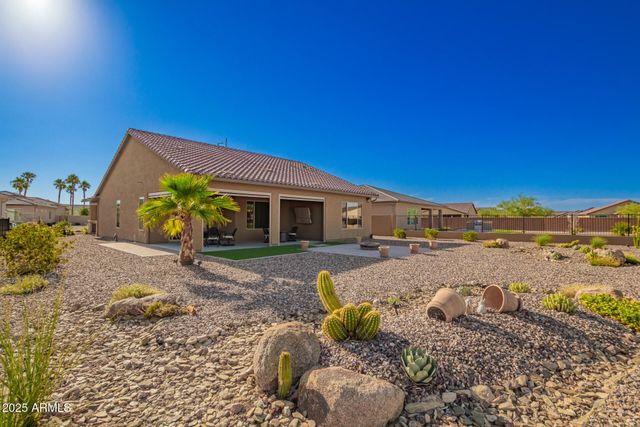 5361 N MANO Drive, Eloy, AZ 85131