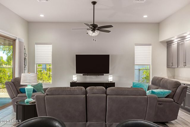 5361 N MANO Drive, Eloy, AZ 85131