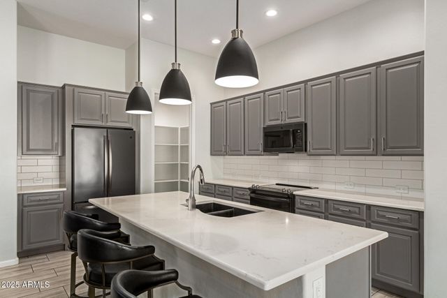 5361 N MANO Drive, Eloy, AZ 85131