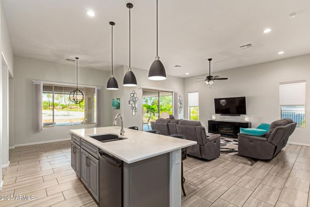 5361 N MANO Drive, Eloy, AZ 85131