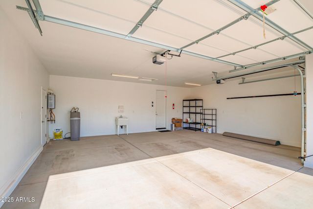 5361 N MANO Drive, Eloy, AZ 85131